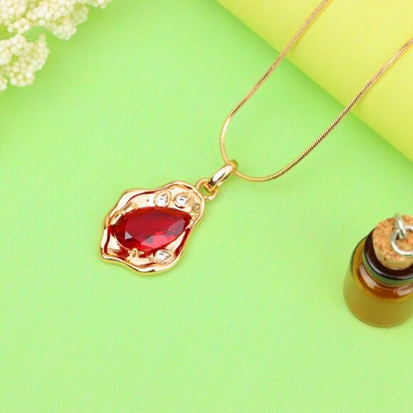 "Elegant Red Teardrop Pendant with Gold Plated Irregular Frame, XPPT1729 - Picture 3 of 13